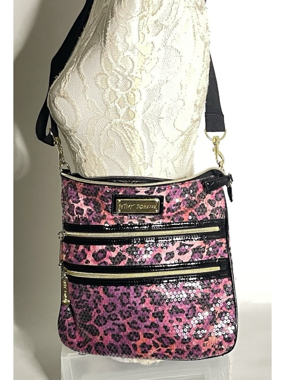 Betsey Johnson Y2K Pink Leopard Sequin Crossbody Bag Black Patent Gold Hardware
